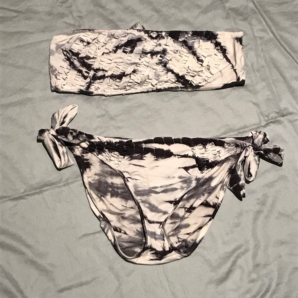 Lucky Brand Swimwear